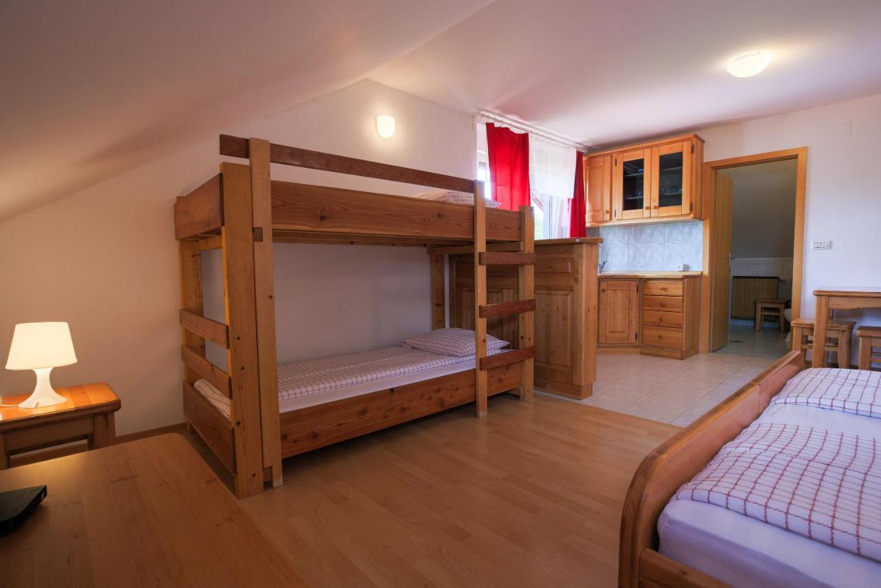 Domacija Malnarjevi Villa Villa Slavina Eksteriør billede