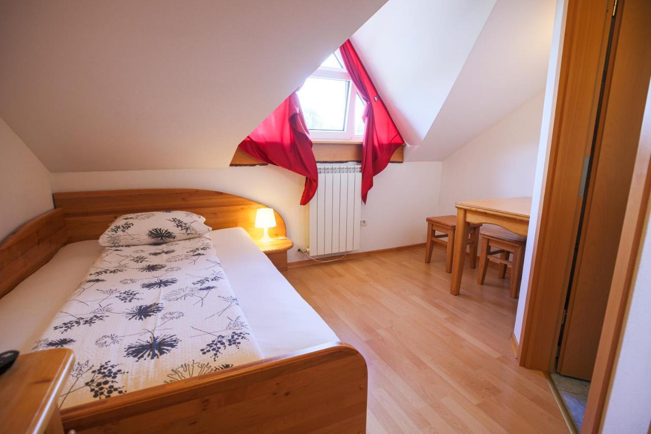 Domacija Malnarjevi Villa Villa Slavina Eksteriør billede