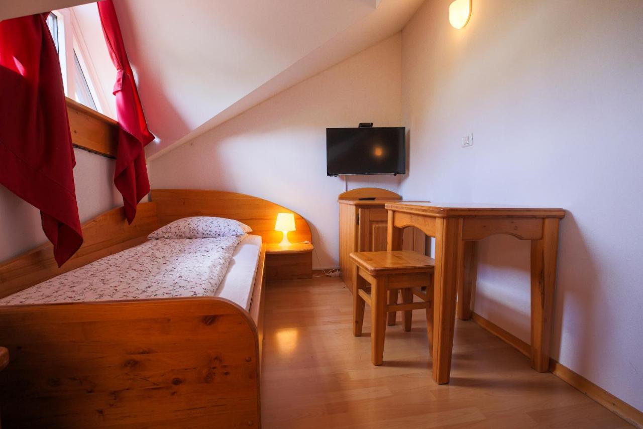 Domacija Malnarjevi Villa Villa Slavina Eksteriør billede