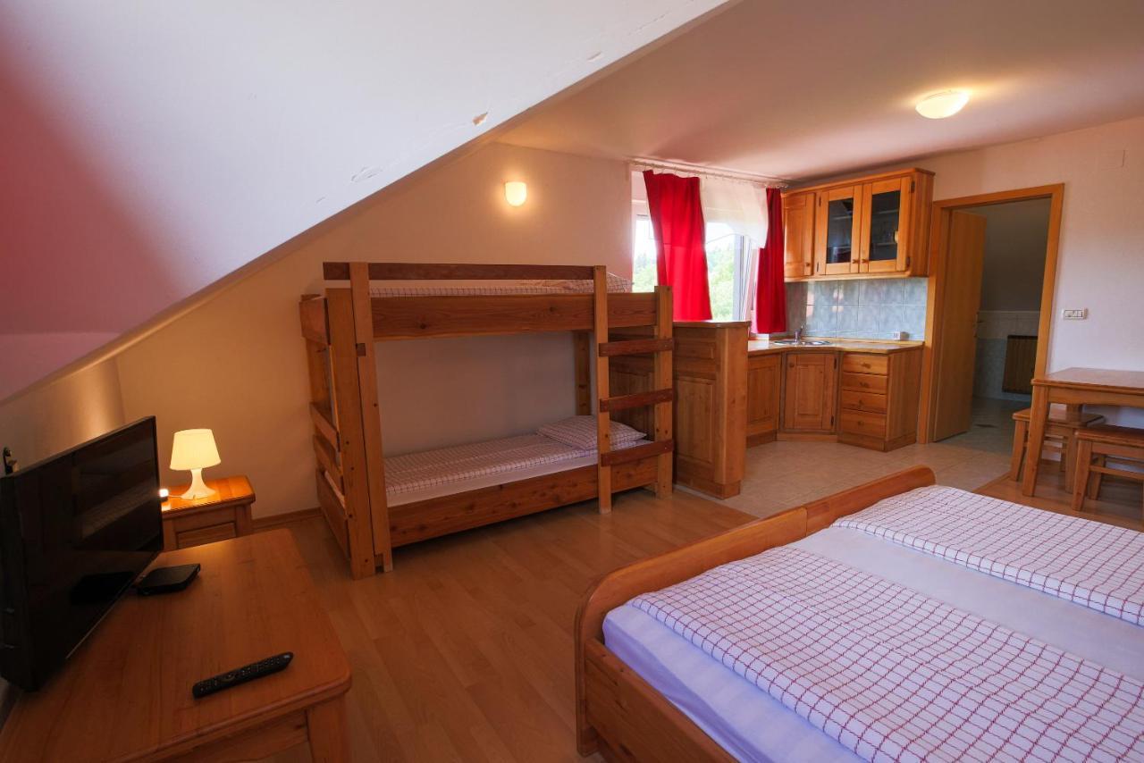 Domacija Malnarjevi Villa Villa Slavina Eksteriør billede