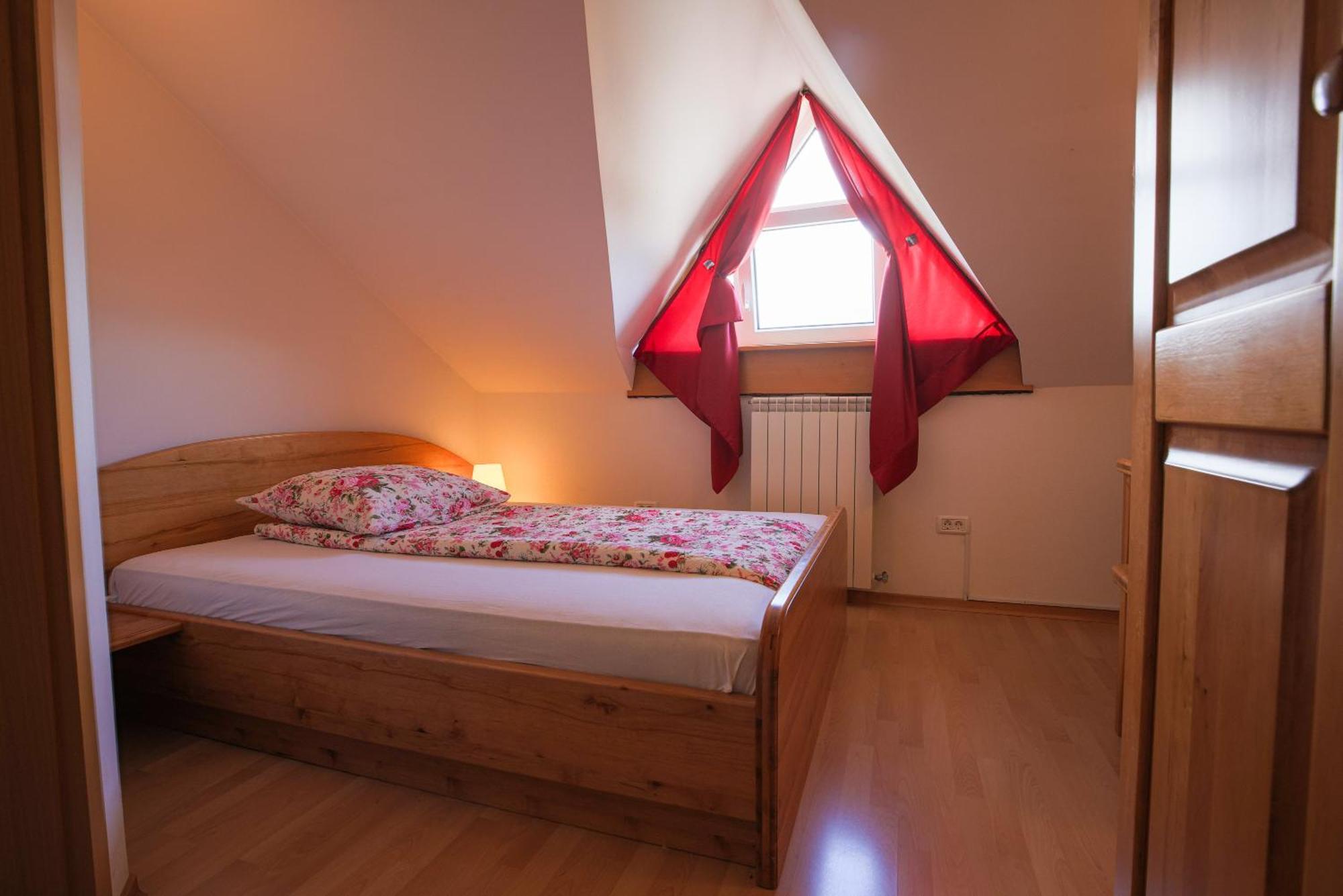 Domacija Malnarjevi Villa Villa Slavina Eksteriør billede